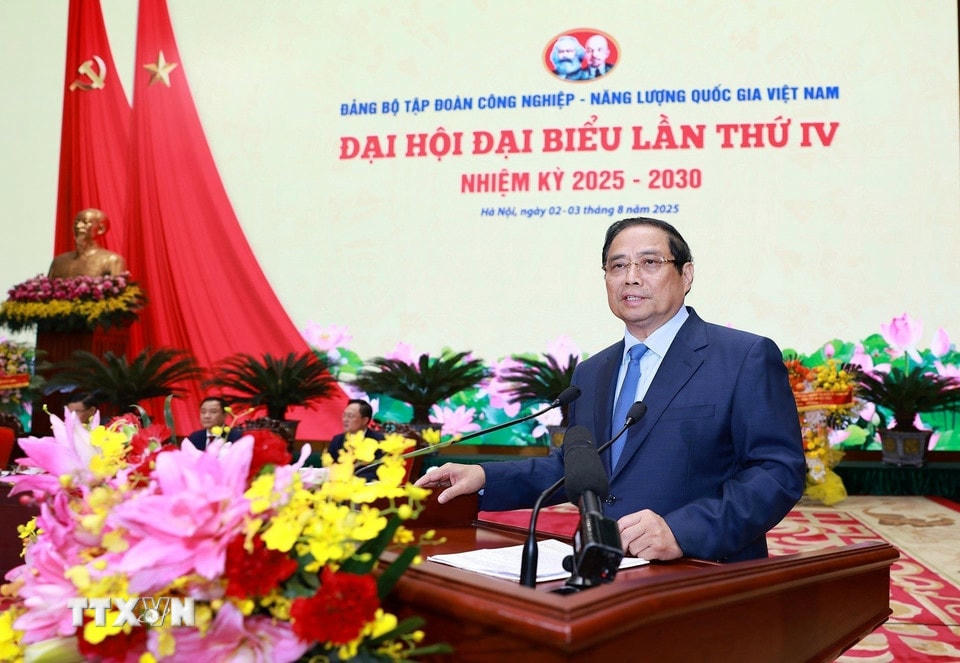 Thủ tướng Phạm Minh Chính, Bí thư Đảng ủy Chính phủ phát biểu chỉ đạo tại Đại hội. (Ảnh: Dương Giang/TTXVN)