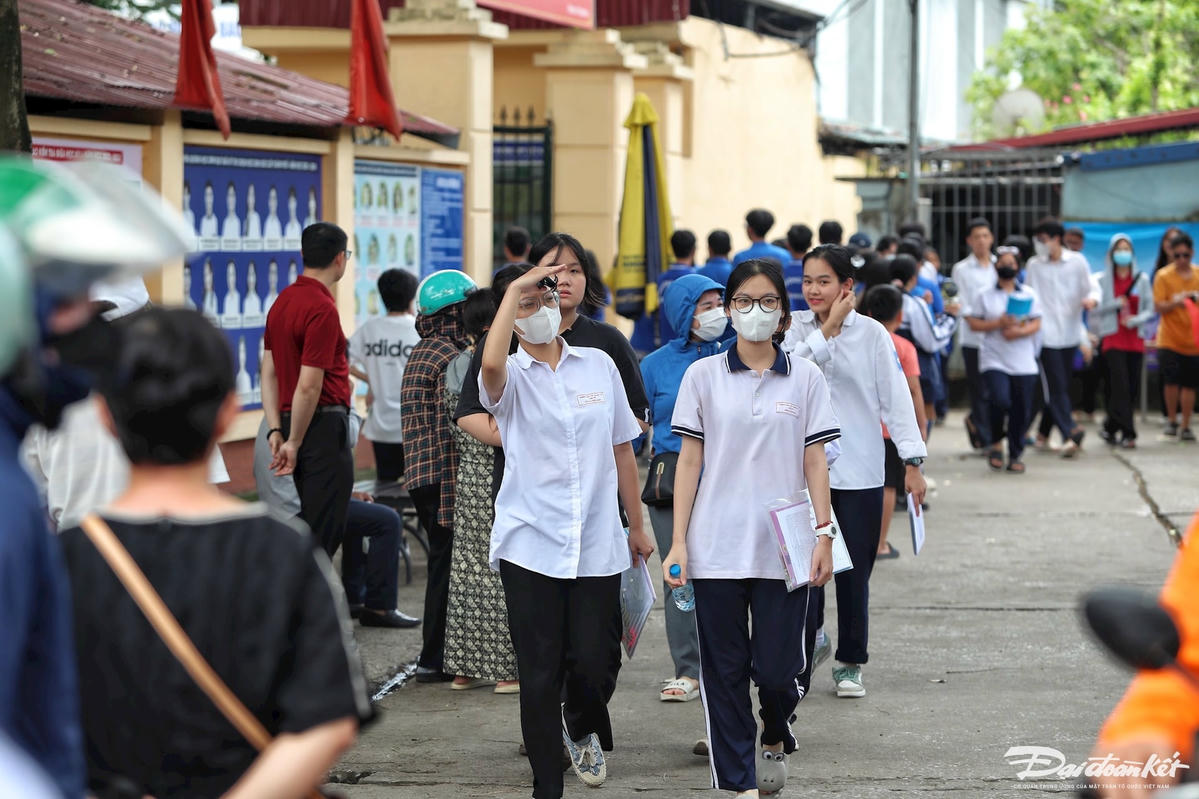 Thí sinh dự thi tốt nghiệp THPT năm 2024. Ảnh: Lê Khánh.