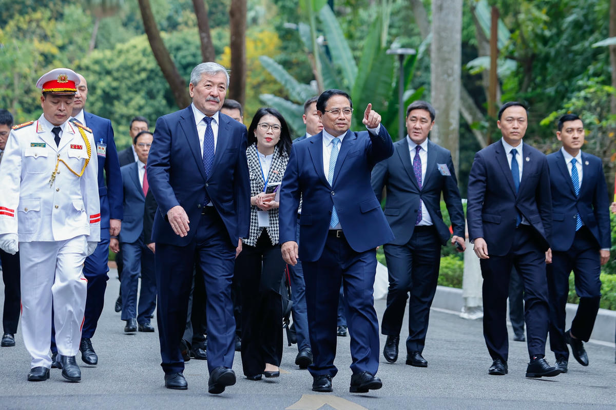 Thủ tướng Phạm Minh Chính chủ trì lễ đón chính thức Thủ tướng Kyrgyzstan- Ảnh 5.