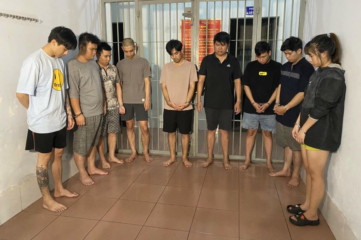 Các đối tượng bị khởi tố trong vụ án tại cơ quan Công an.