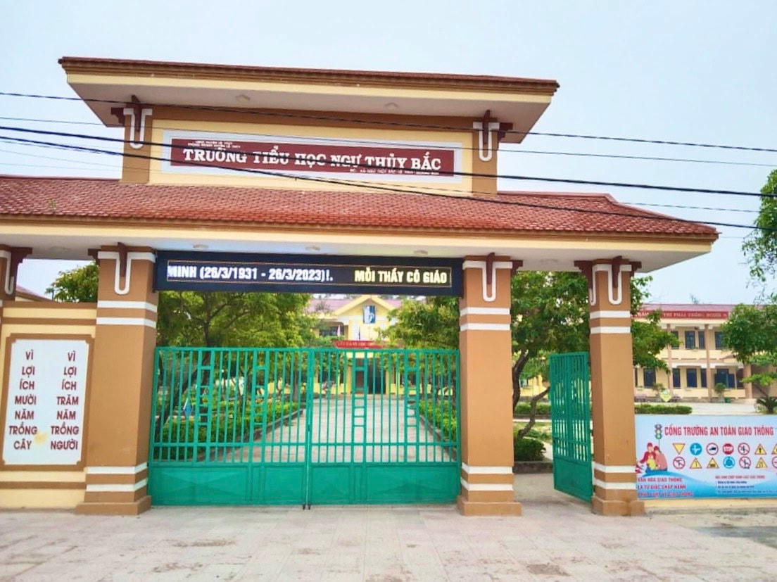 Trường Tiểu học Ngư Thủy Bắc.
