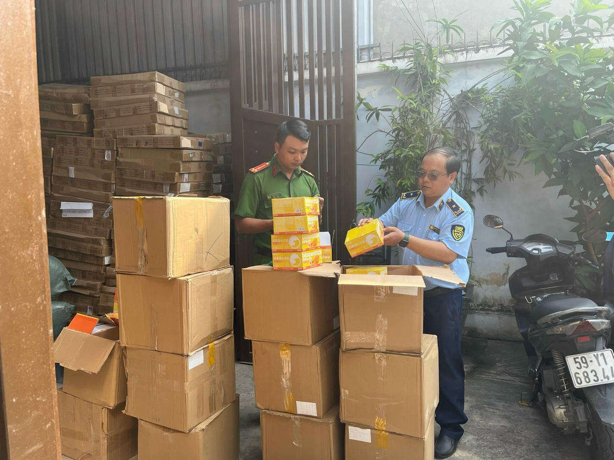 Thời gian tới, lực lượng quản lý thị trường TP HCM tiếp tục kiểm tra mặt hàng bánh trung thu.