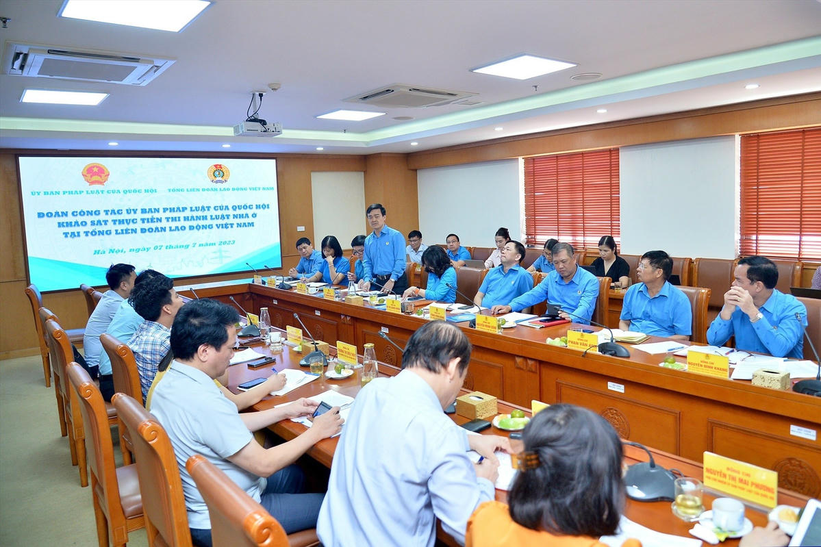 Quang cảnh hội nghị.