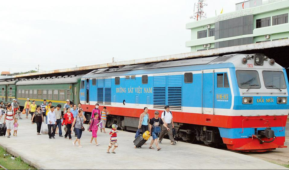 Từ ngày 1/10, một số khoản phí, lệ phí trong kinh doanh vận tải sẽ giảm đến 50%. Ảnh minh họa: Báo Chính Phủ