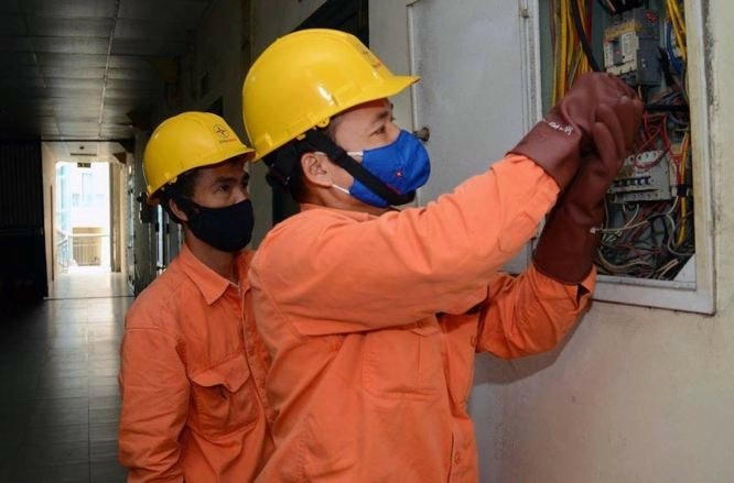 Bộ Công Thương đề xuất EVN được điều chỉnh tăng giá điện khi giá bán lẻ bình quân tăng 1%. Ảnh minh họa: EVN