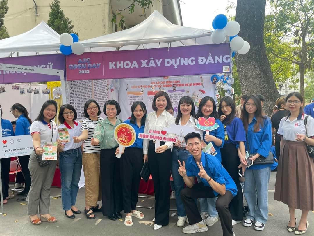 Khu vực các đơn vị đào tạo.