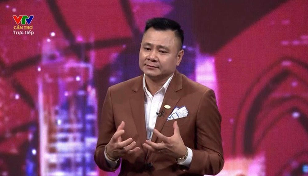 Khách mời tham gia bình luận trong các trận đấu tối 24/11 đã có sự thay đổi (Ảnh chụp màn hình)