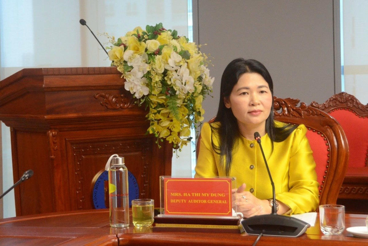 Phó Tổng Kiểm toán nhà nước Hà Thị Mỹ Dung phát biểu tại buổi tiếp. Ảnh: TX