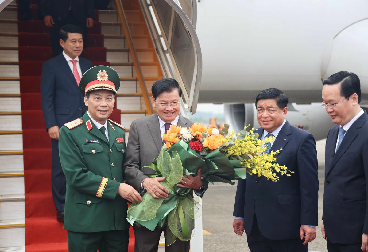 Tổng Bí thư, Chủ tịch nước Lào đến Việt Nam dự Lễ kỷ niệm 30/4- Ảnh 2.