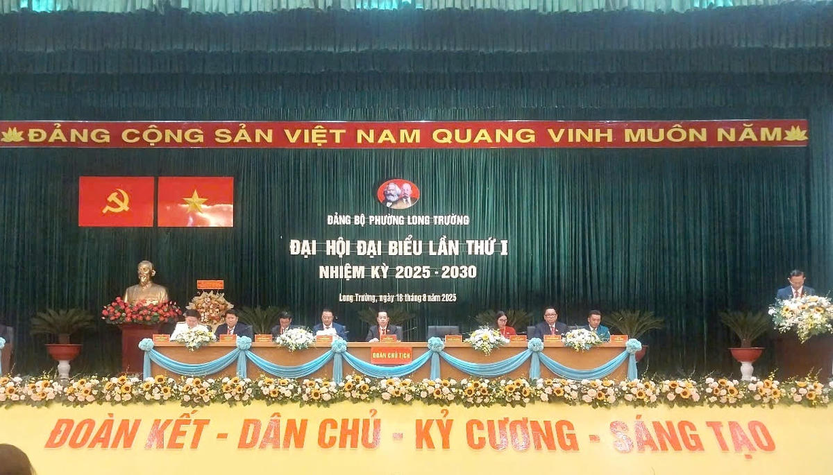 Đảng bộ UBND phường Long Trường đặt mục tiêu thực hiện 7 công trình trọng điểm. Ảnh: S.X