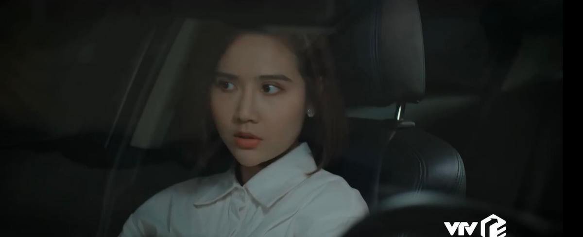 Trang nghi ngờ quan hệ bất thường giữa ông Sa và Nhật Mai. Ảnh: CMH. 