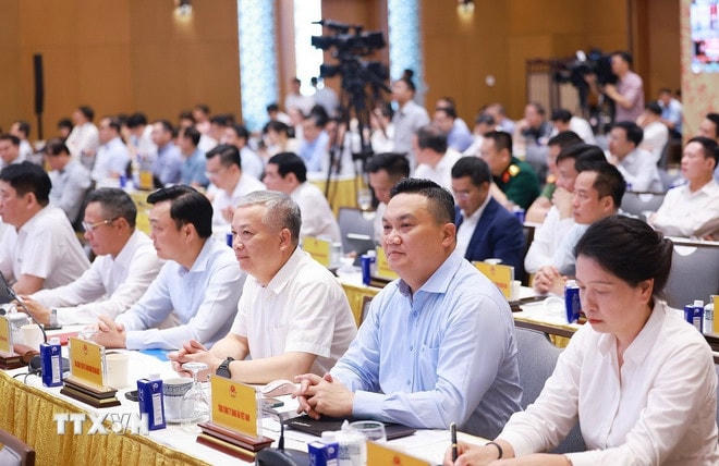 Các đại biểu tham dự Hội nghị thúc đẩy động lực tăng trưởng đầu tư công năm 2025. (Ảnh: Dương Giang/TTXVN) ttxvn-thu-tuong-chu-tri-hoi-nghi-thuc-day-dong-luc-tang-truong-dau-tu-cong-nam-2025-7.jpg