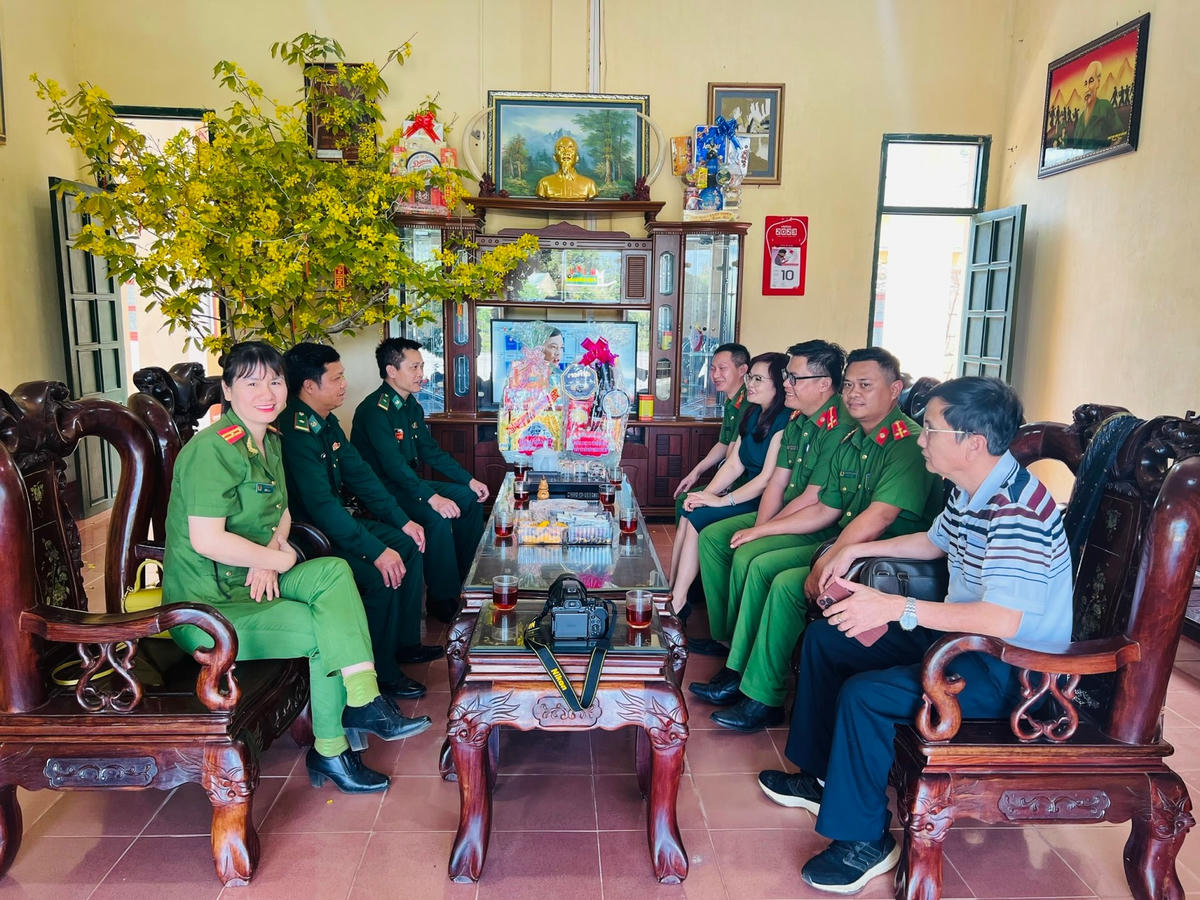 Các đơn vị chúc Tết