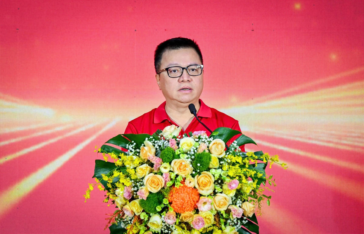 Đồng chí Lê Quốc Minh, Ủy viên Trung ương Đảng, Tổng Biên tập Báo Nhân Dân, Phó Trưởng Ban Tuyên giáo và Dân vận Trung ương, Chủ tịch Hội Nhà báo Việt Nam phát biểu tại Lễ phát động. (Ảnh: THÀNH ĐẠT) z6911839425684-d9698eaa2fc22bdf2ef4ba9ba2397969.jpg