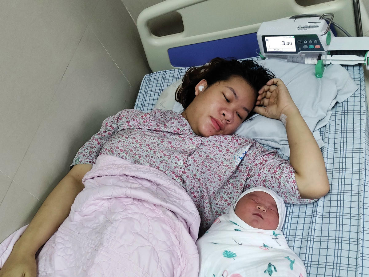 Hai mẹ con của sản phụ hiện tại sức khoẻ đều bình thường