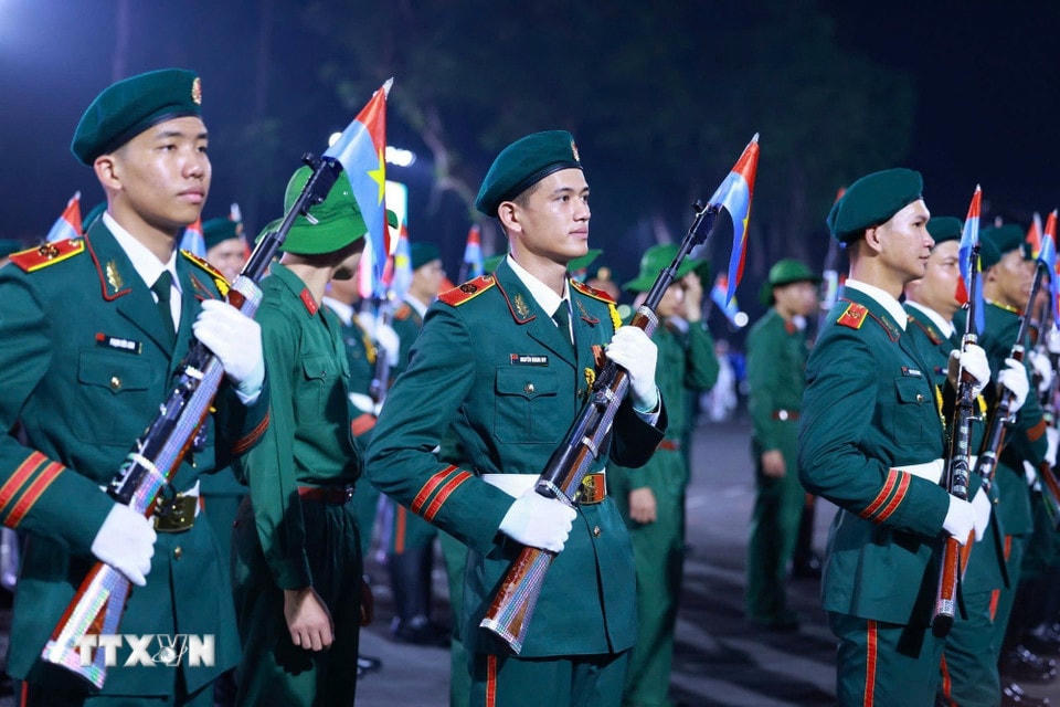 Các lực lượng đã vào vị trí. (Ảnh: TTXVN)