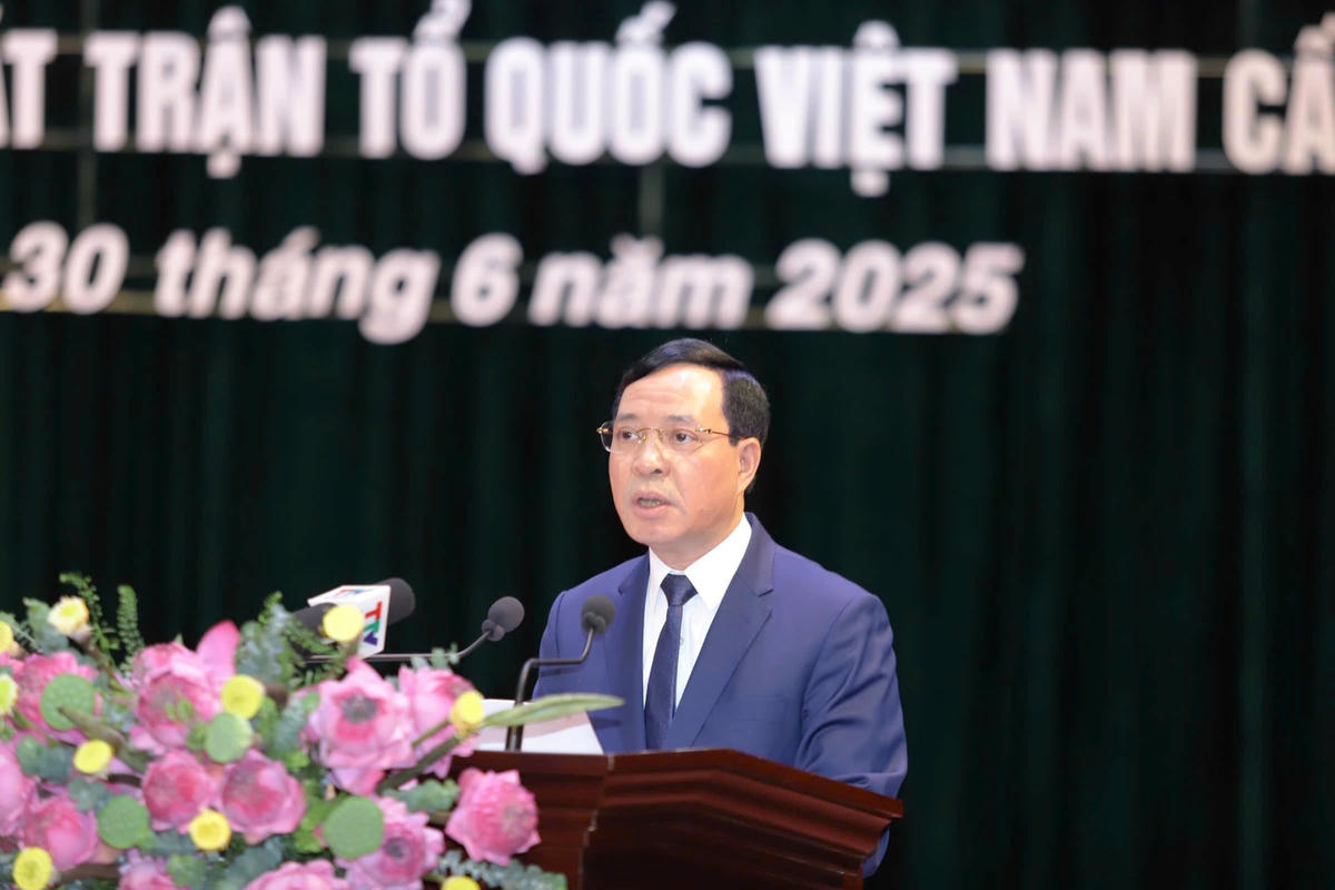 Ông Lại Thế Nguyên, Phó Bí thư Tỉnh ủy Thanh Hóa phát biểu tại hội nghị. Ảnh: Nguyễn Chung.