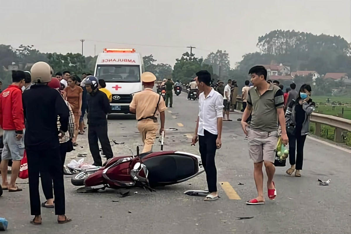 Hiện trường vụ tai nạn. Ảnh Tô Công