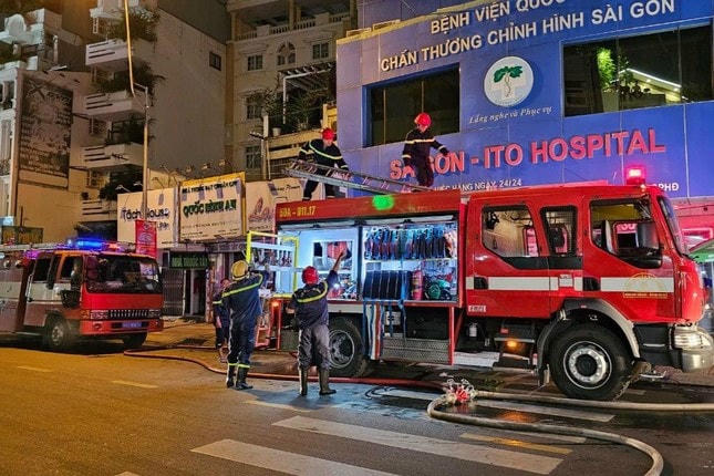 TPHCM: Cháy nhà trong đêm, hai người tử vong ảnh 1