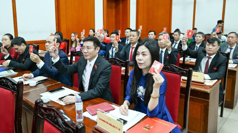 Đại hội Đảng bộ cơ quan Ban Tổ chức Trung ương biểu quyết thống nhất cao với phương hướng, nhiệm vụ trong giai đoạn mới. (Ảnh DUY LINH)