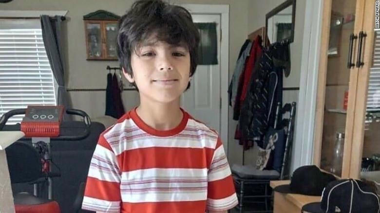 Uziyah Garcia yêu thích trò chơi điện tử và bất cứ thứ gì có bánh xe. Ảnh: CNN.