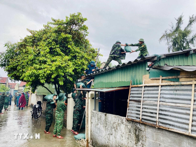 Quân đội huy động hơn 346.000 cán bộ chiến sỹ, 5 máy bay để ứng phó bão số 3