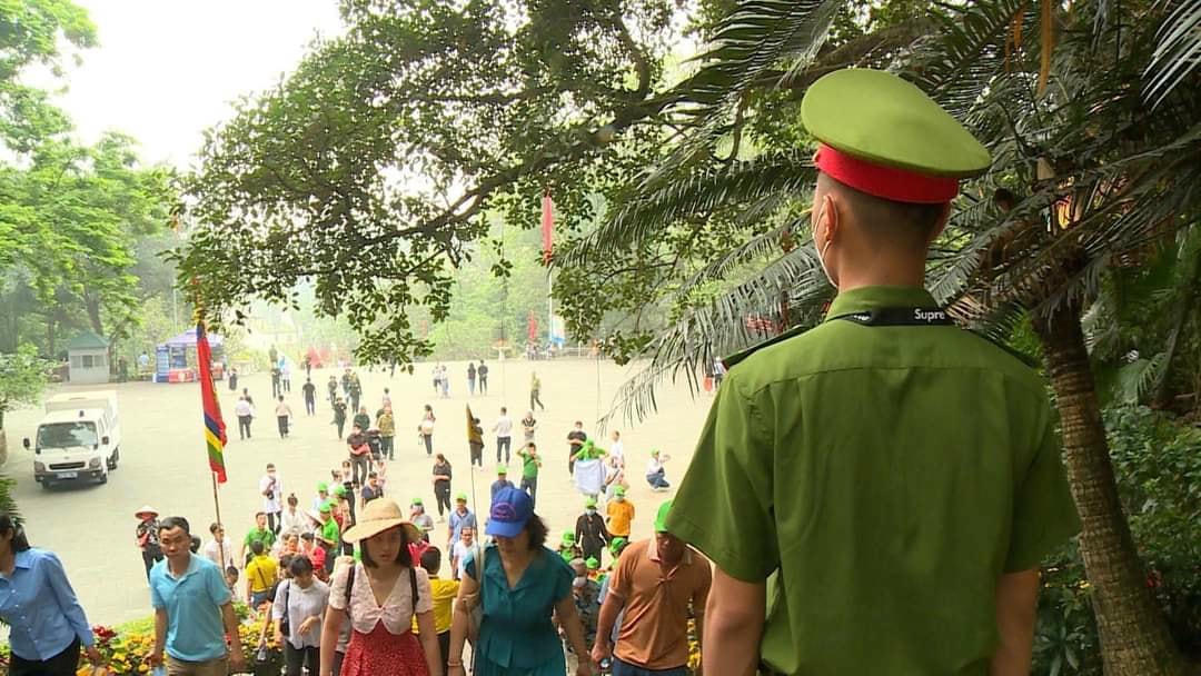 Bên cạnh lực lượng công khai, Công an tỉnh Phú Thọ còn bố trí trinh sát hóa trang . Ảnh Công an tỉnh Phú Thọ