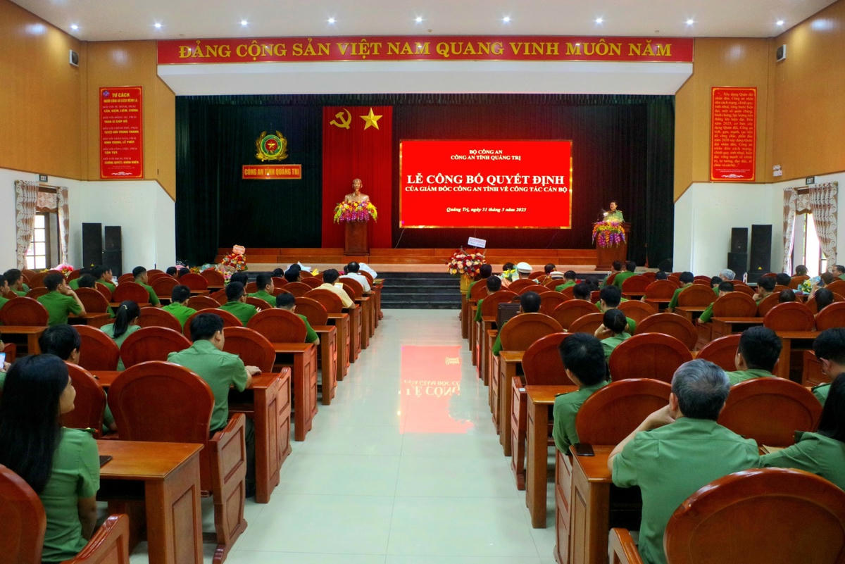 Buổi lễ diễn ra vào chiều 31/3. Ảnh: Công an Quảng Trị.