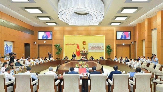 Toàn cảnh cuộc họp.