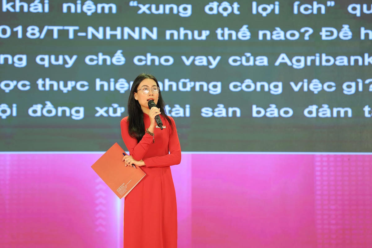 anh-5-chi-nguyen-mai-linh-can-bo-agribank-chi-nhanh-da-nang-xuat-sac-gianh-giai-nhat-cuoc-thi-can-bo-tin-dung-gioi-agribank-nam-2023.jpg