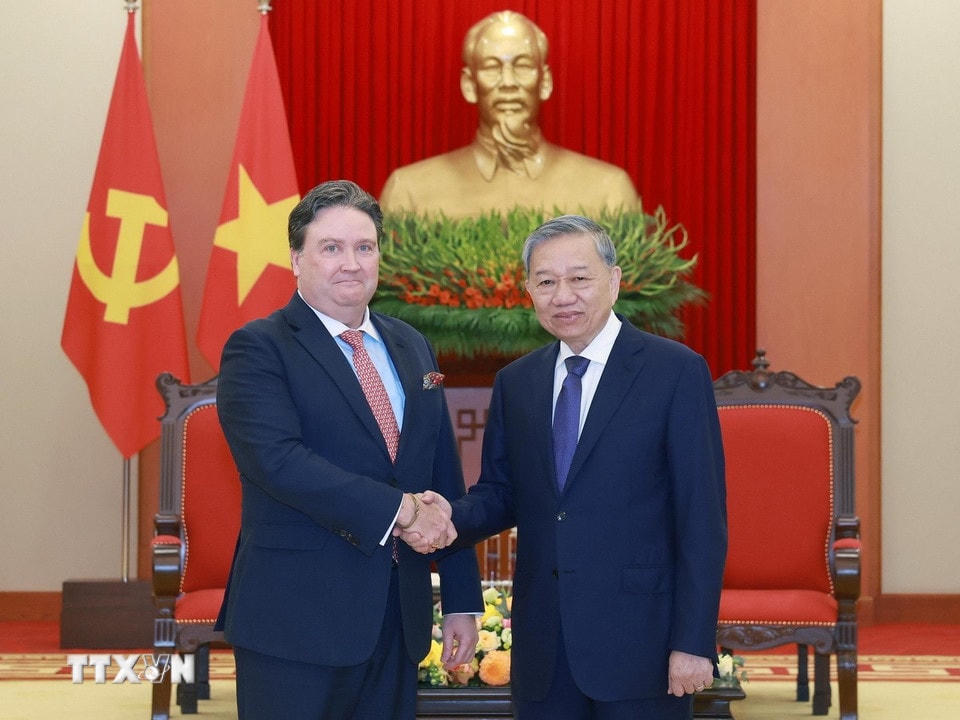 Tổng Bí thư Tô Lâm tiếp Đại sứ Hoa Kỳ tại Việt Nam Marc E. Knapper. (Ảnh: Thống Nhất/TTXVN)