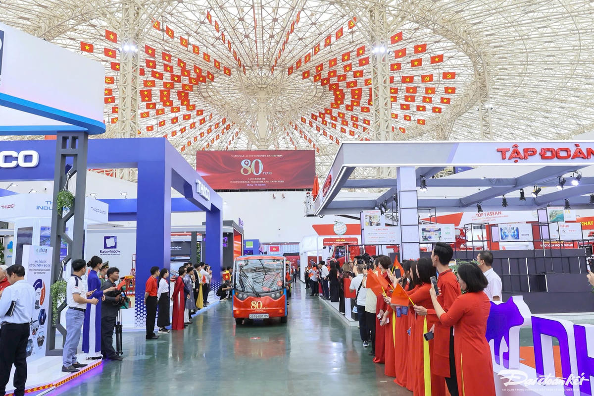 ảnh lãnh đạo đảng13