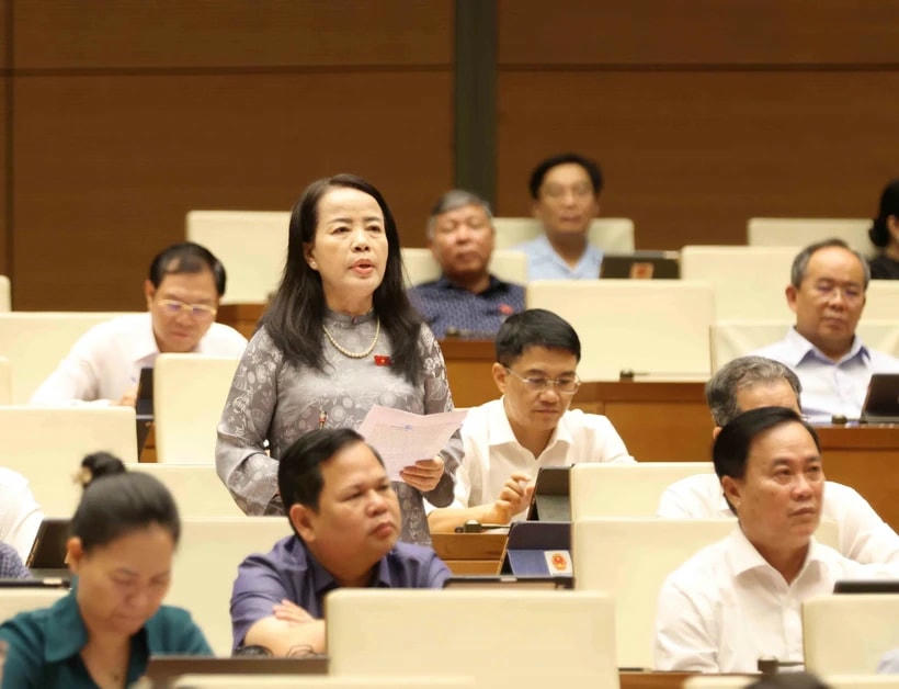 Các đại biểu thảo luận tại Kỳ họp thứ 9, Quốc hội khóa XV. (Ảnh: TTXVN)