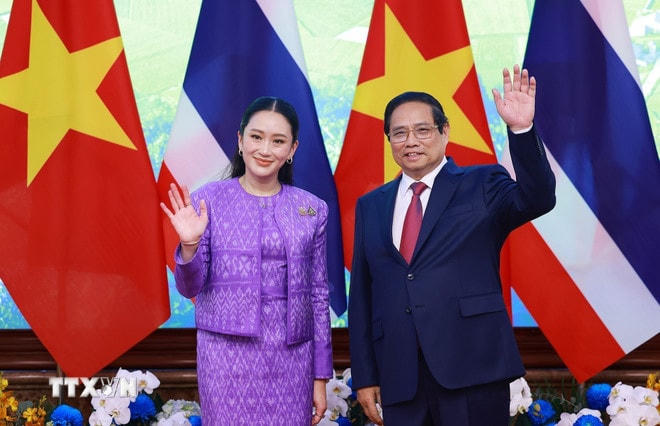 Thủ tướng Phạm Minh Chính và Thủ tướng Thái Lan Paetongtarn Shinawatra đồng chủ trì Kỳ họp lần thứ tư Nội các chung Việt Nam-Thái Lan. (Ảnh: Dương Giang/TTXVN) ttxvn-hai-thu-tuong-viet-nam-va-thai-lan-dong-chu-tri-ky-hop-lan-thu-tu-noi-cac-chung-viet-nam-thai-lan-16-1.jpg