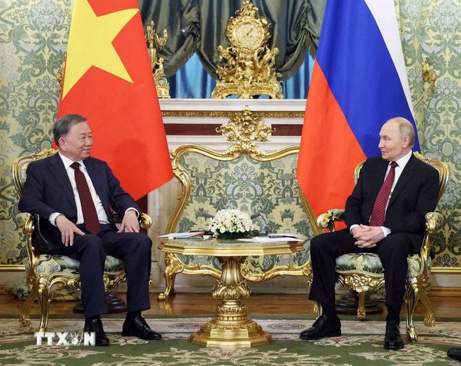 Tổng Bí thư Tô Lâm hội đàm hẹp với Tổng thống Nga Vladimir Putin. (Ảnh: Thống Nhất/TTXVN) ttxvn-tong-bi-thu-to-lam-hoi-dam-1ong-thong-putin-1-resize.jpg
