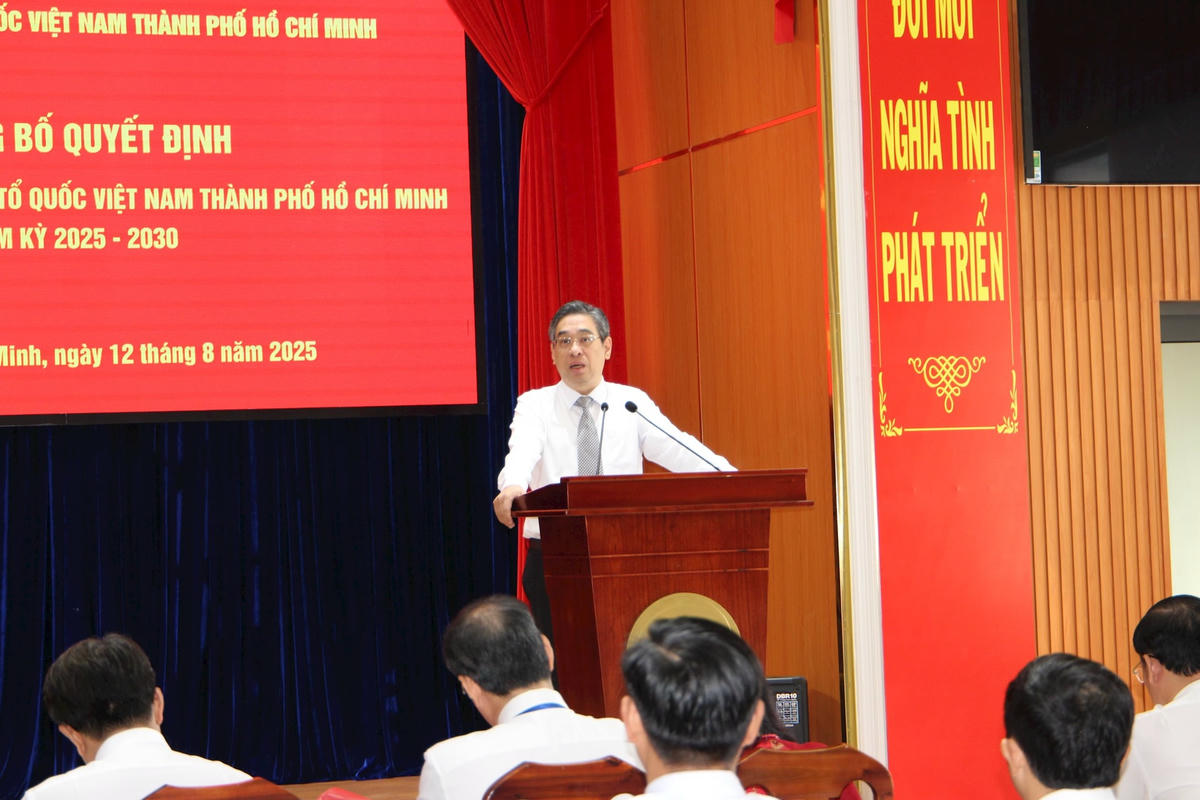 Ông Nguyễn Phước Lộc - Phó Bí thư Thành ủy, Chủ tịch Ủy Mặt trận Tổ quốc Việt Nam TPHCM phát biểu tại hội nghị Ảnh Q.Đ.