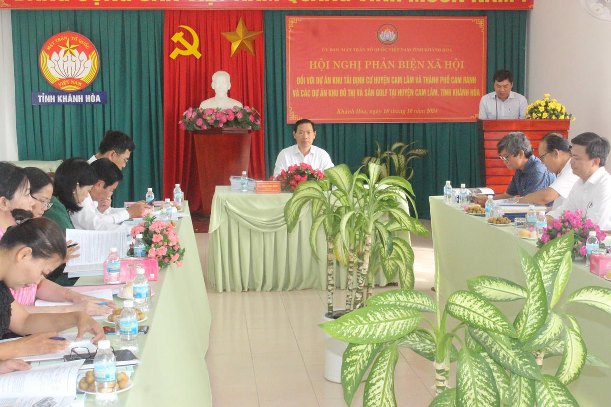 Hội nghị phản biện xã hội tại các dự án TP Cam Ranh và huyện Cam Lâm.