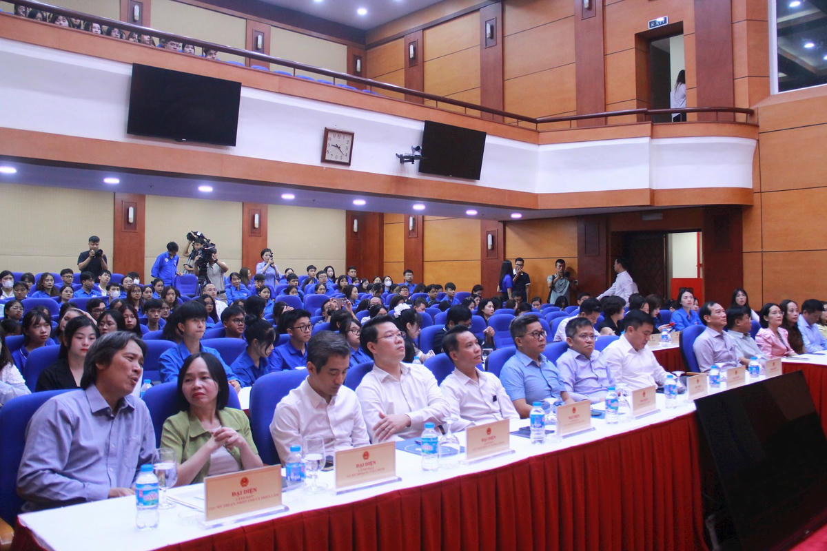 Cuộc thi nhận được sự quan tâm của nhiều bạn trẻ. Ảnh: Phạm Sỹ.