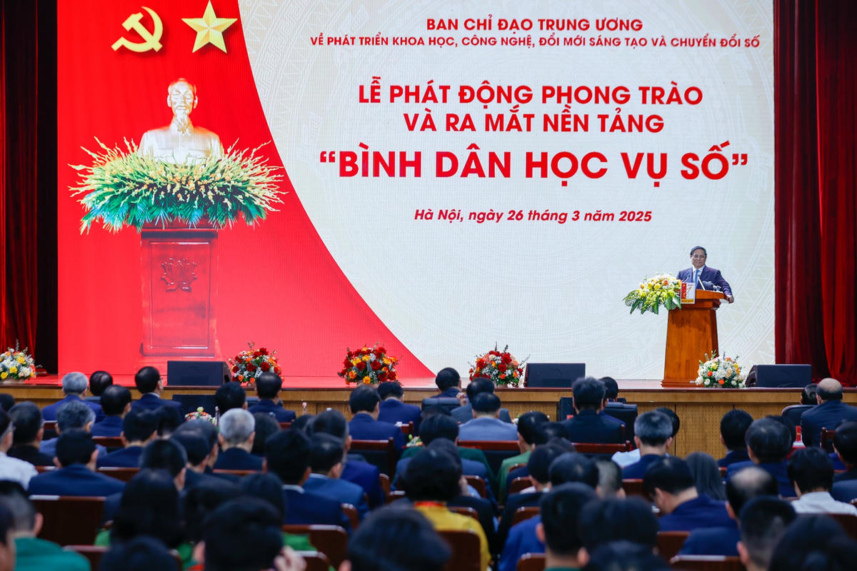 Thủ tướng phát động phong trào 'Bình dân học vụ số' toàn dân- Ảnh 3. Thủ tướng phát động phong trào 'Bình dân học vụ số' toàn dân- Ảnh 3.