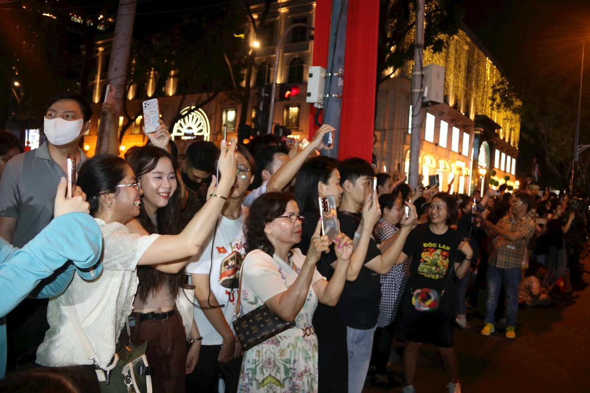 IMG_0107 - quạn chúng (1)