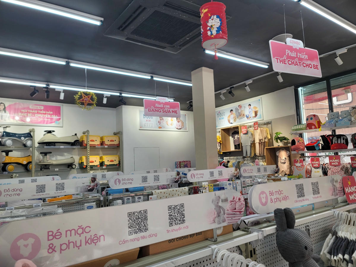 Siêu thị là một trong những nơi áp dụng thanh toán mã QR sớm.