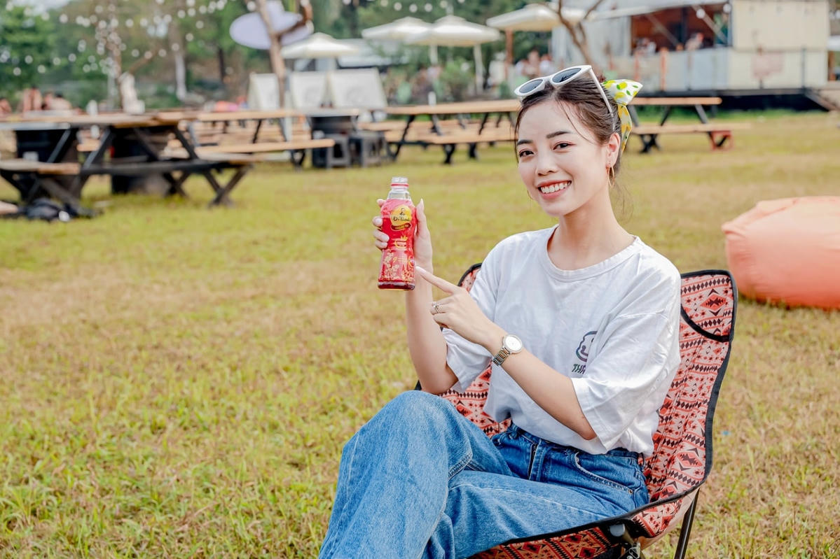 Trà Dr Thanh giúp thanh nhiệt cho cơ thể tươi mát mỗi ngày để bình tĩnh vượt KPI cuối năm.