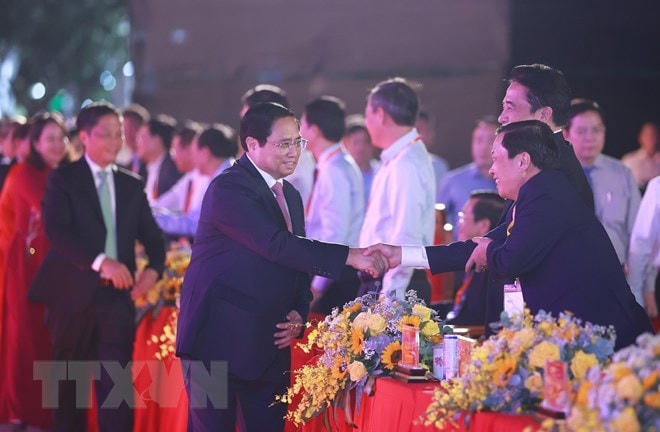 Thủ tướng Phạm Minh Chính đến dự Lễ kỷ niệm 370 năm xây dựng và phát triển tỉnh Khánh Hòa. Ảnh: Dương Giang/TTXVN.