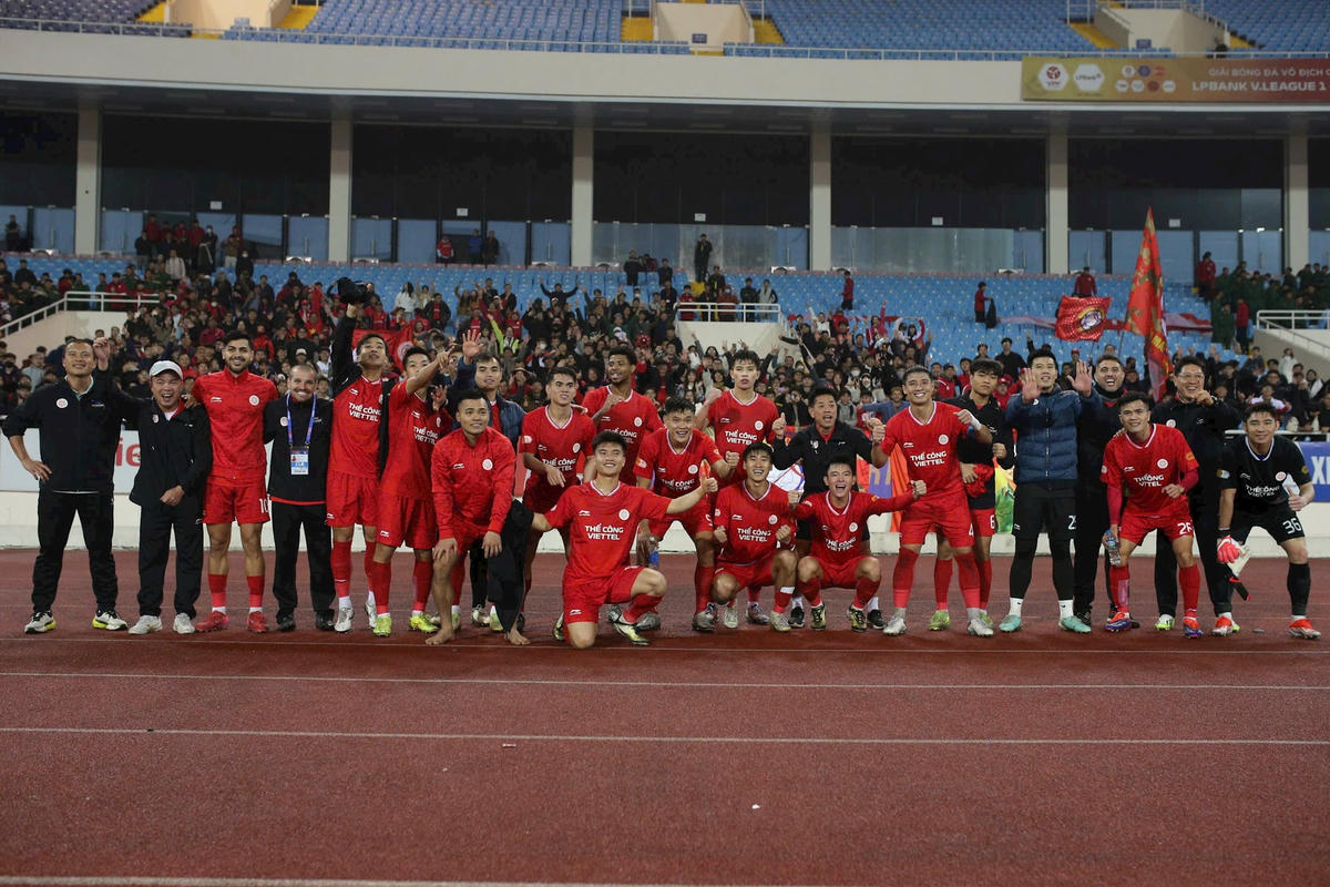 bai the thao the cong viettel vo dich luot di