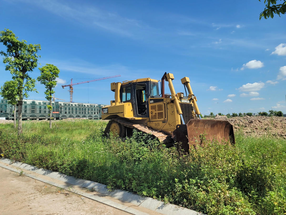 Thiết bị, máy móc xây dựng bị 