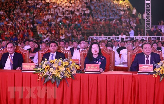 Các đại biểu dự Lễ kỷ niệm 370 năm xây dựng và phát triển tỉnh Khánh Hòa. Ảnh: Dương Giang/TTXVN.