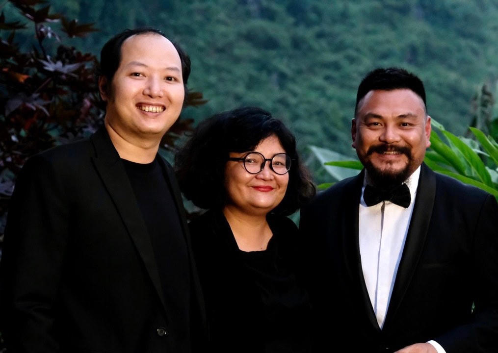 Từ trái qua: Đặng Tuệ Nguyên, Phó An My, Quyền Thiện Đắc.  