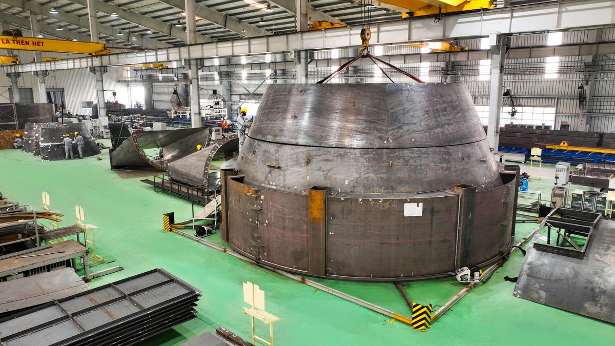 Hàng thiết bị chuyên dụng phục vụ lĩnh vực nông nghiệp.