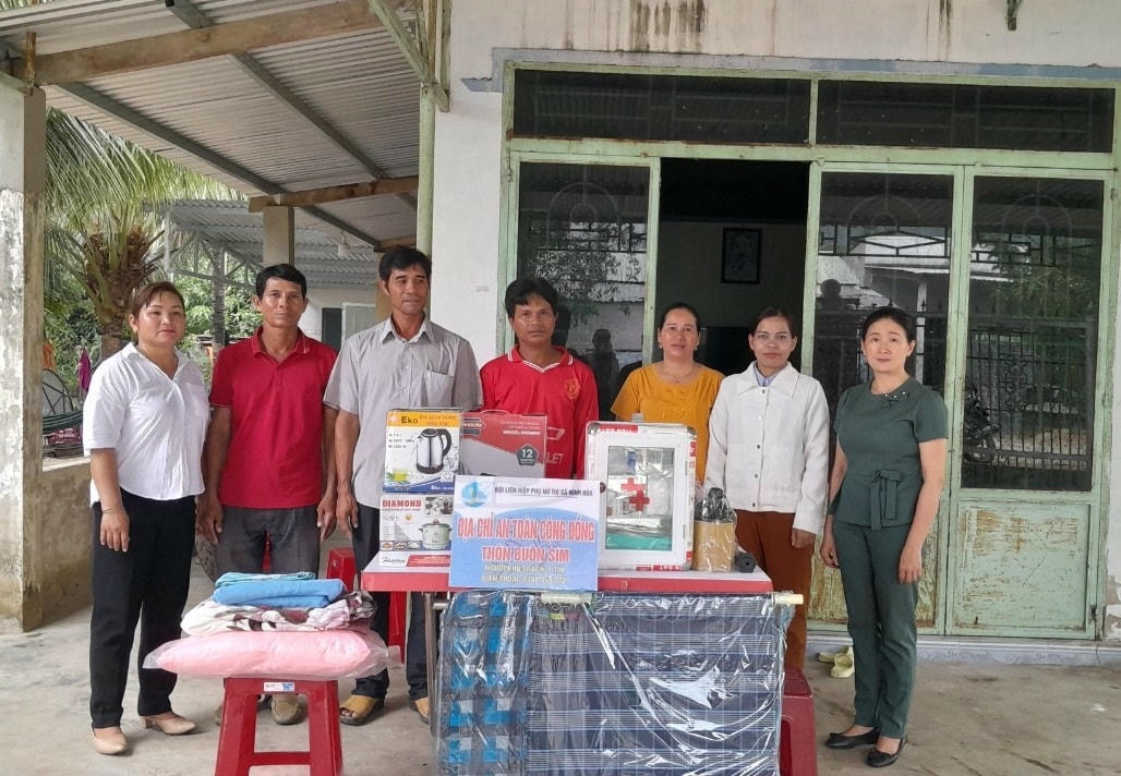 Ra mắt “Địa chỉ an toàn cộng đồng” tại xã Ninh Tây, thị xã Ninh Hòa, tỉnh Khánh Hòa.