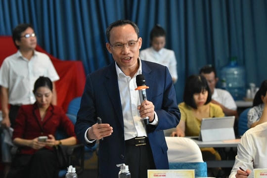 Ông Cấn Văn Lực chỉ ra những hạn chế trong phát triển nhà ở xã hội.